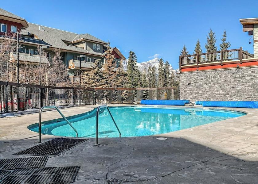 Alberta Canmore Pool