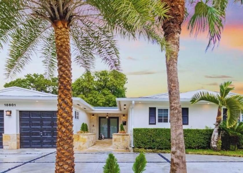 Florida North Miami Beach Front of property