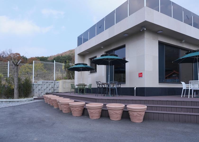South Chungcheong Gongju Outdoor dining
