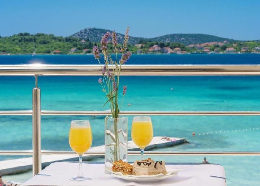 Sibenik-Knin Vodice Outdoor dining