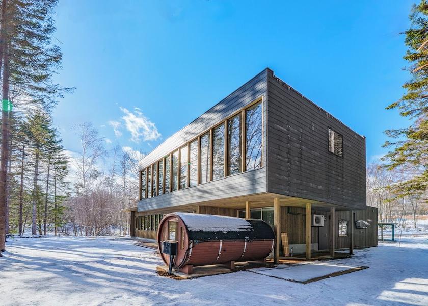 Hokkaido Rusutsu Exterior