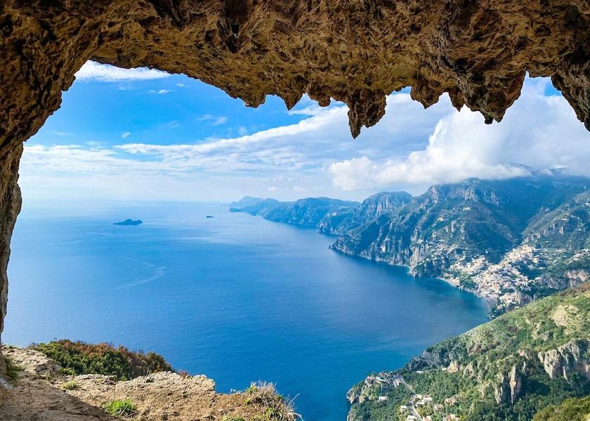 Campania Agerola Front of property