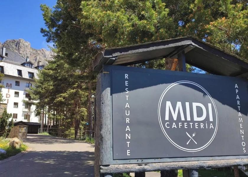 Aragon Sallent de Gallego Front of property