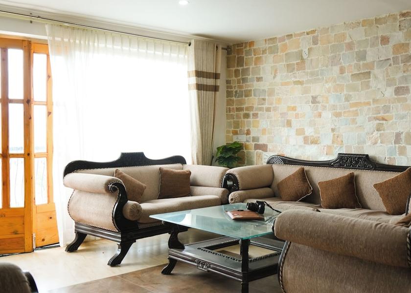 Uttarakhand Binsar Living area