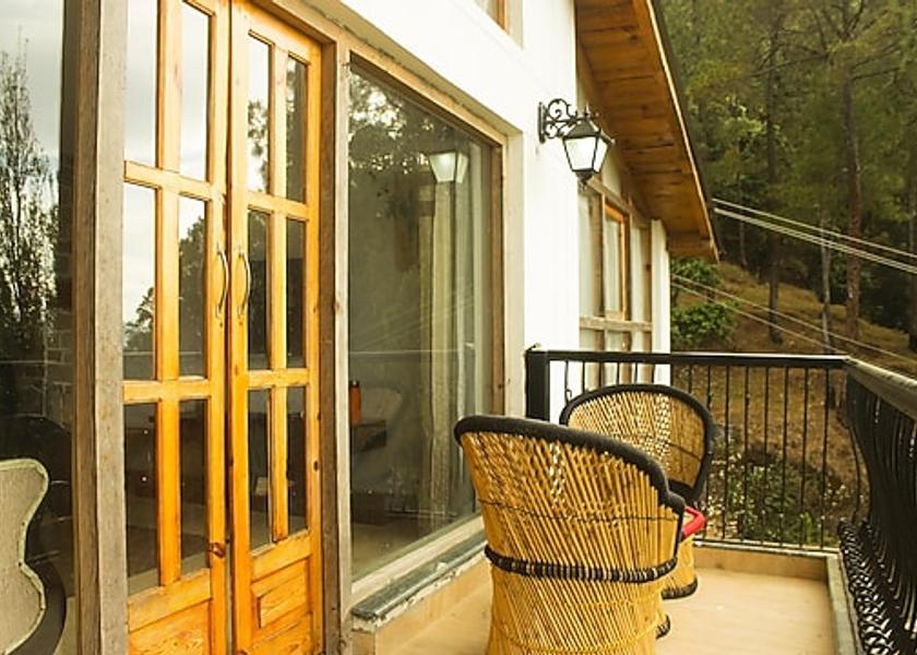 Uttarakhand Binsar Food & Dining