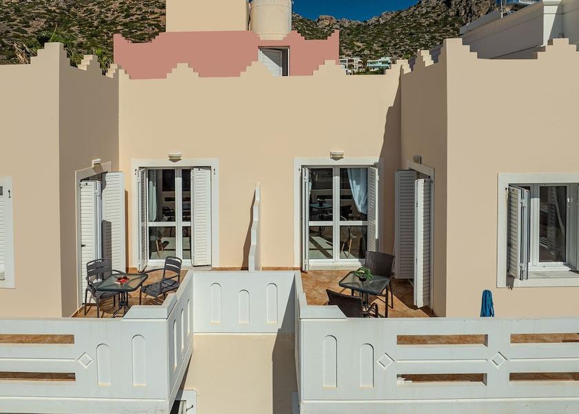 Crete Kantanos-Selino Front of property