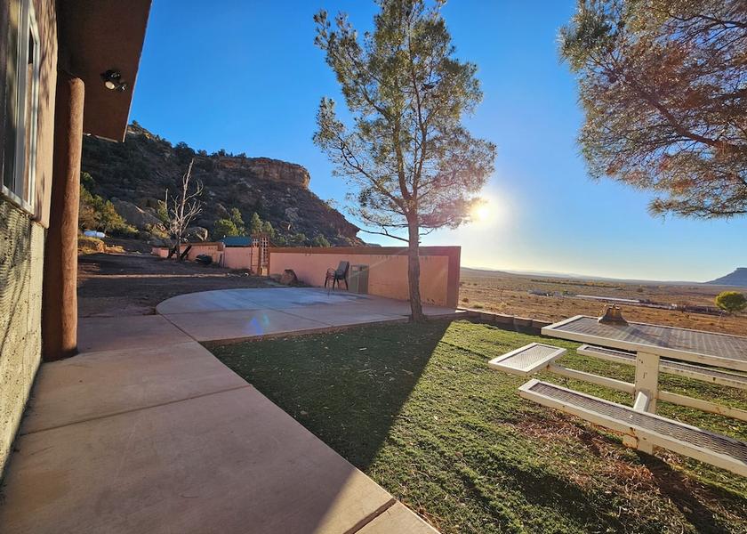Utah Hurricane Terrace/patio