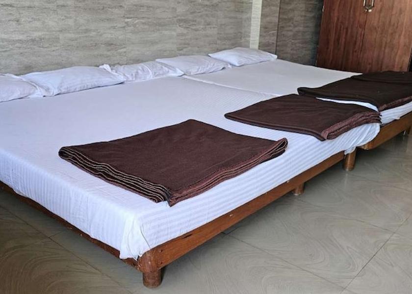 Karnataka Murdeshwar Room