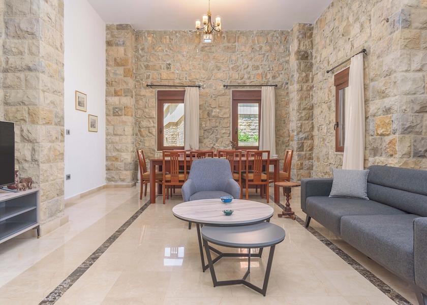 Mount Lebanon Salima Living room