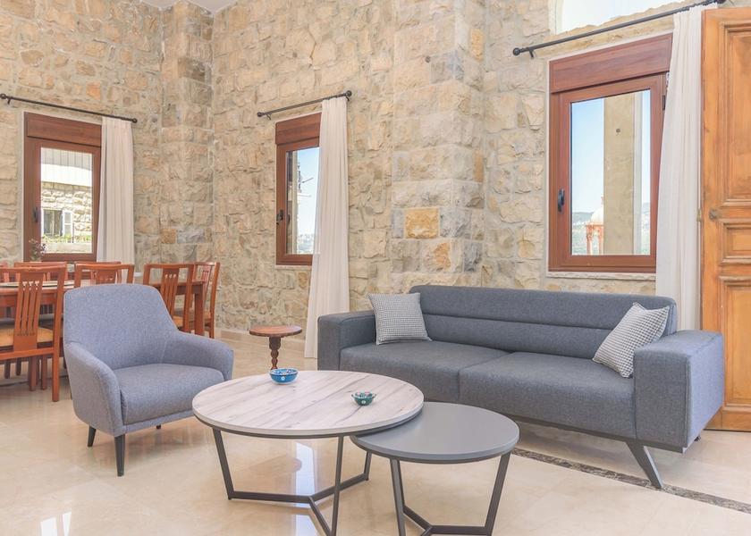 Mount Lebanon Salima Living room