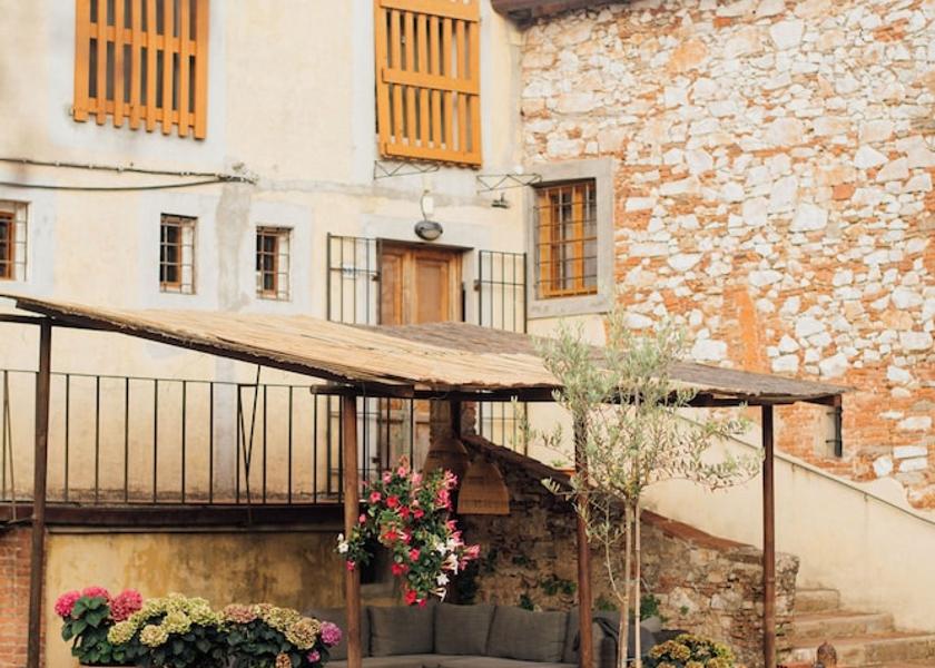 Tuscany Lucca Terrace/patio