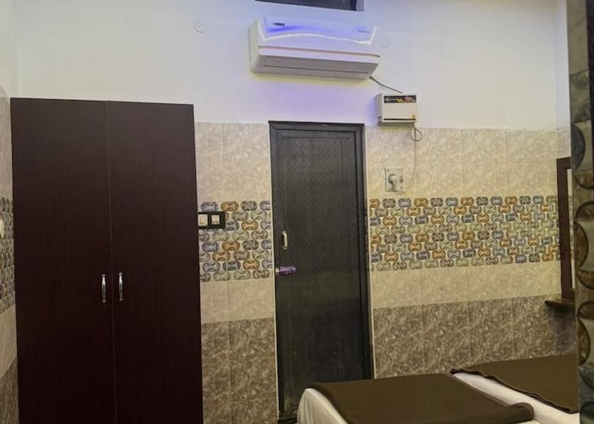 Tamil Nadu Nagapattinam Room