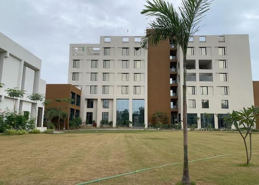 Gujarat Ambaji Exterior