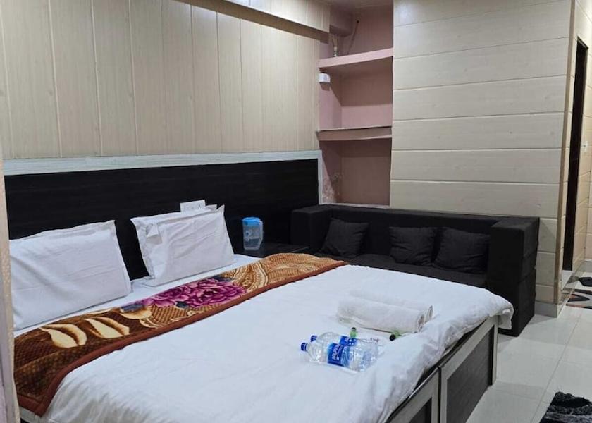 Uttarakhand Badrinath Room