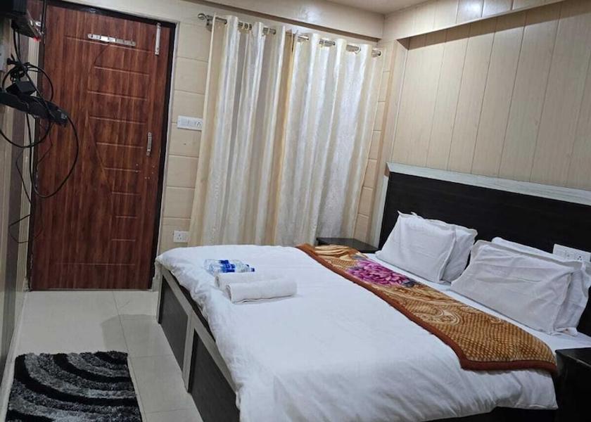 Uttarakhand Badrinath Room