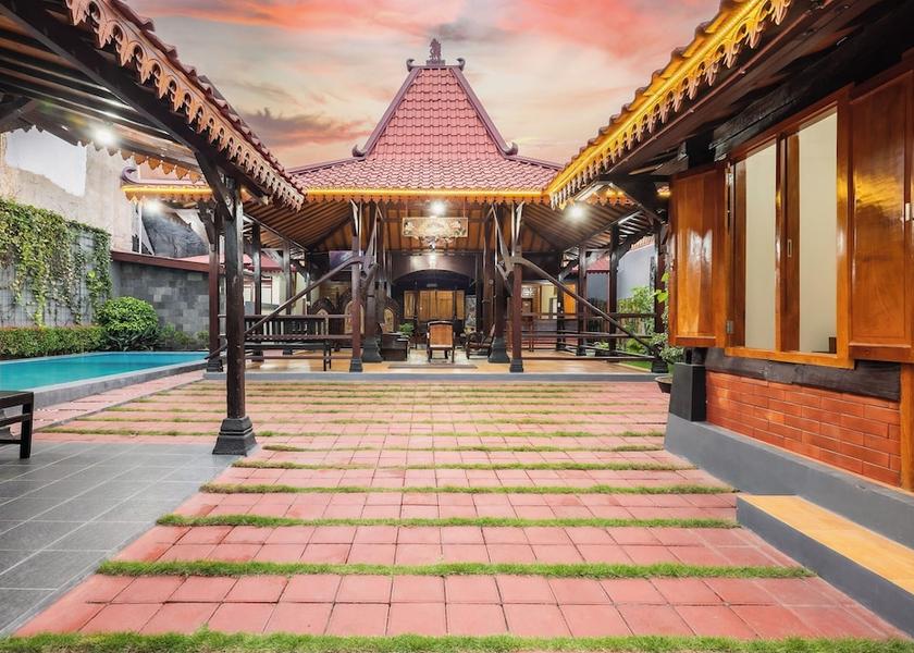Special Region of Yogyakarta Kalasan Front of property