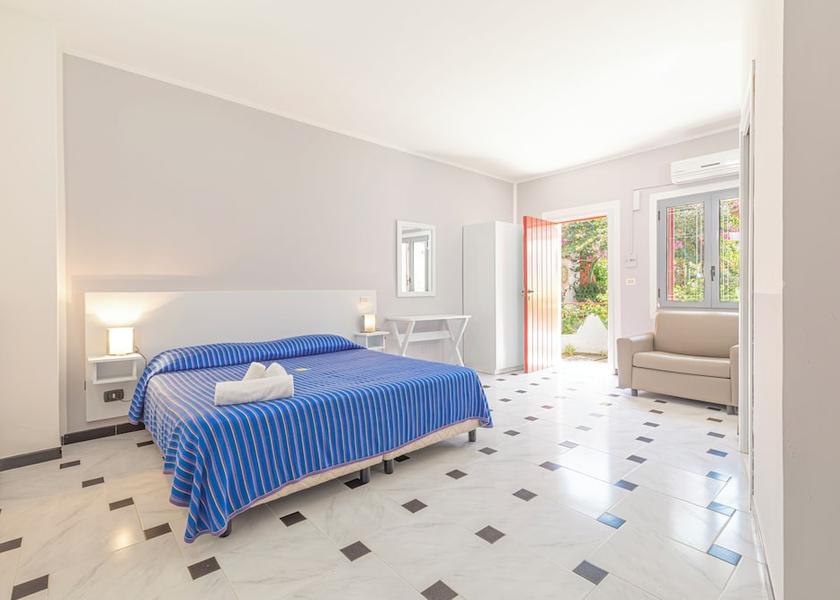 Calabria Nicotera Room