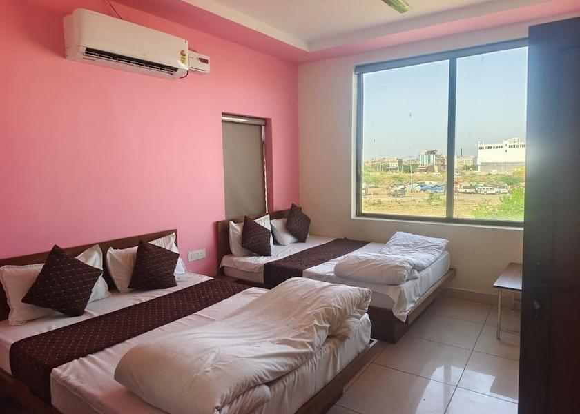Littoral Bonaberi Room