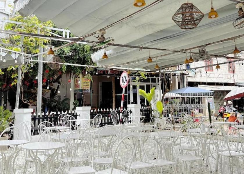 Quang Ngai Province Ly Son Outdoor dining
