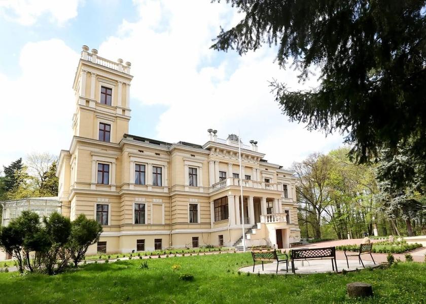 Greater Poland Voivodeship Suchy Las Front of property