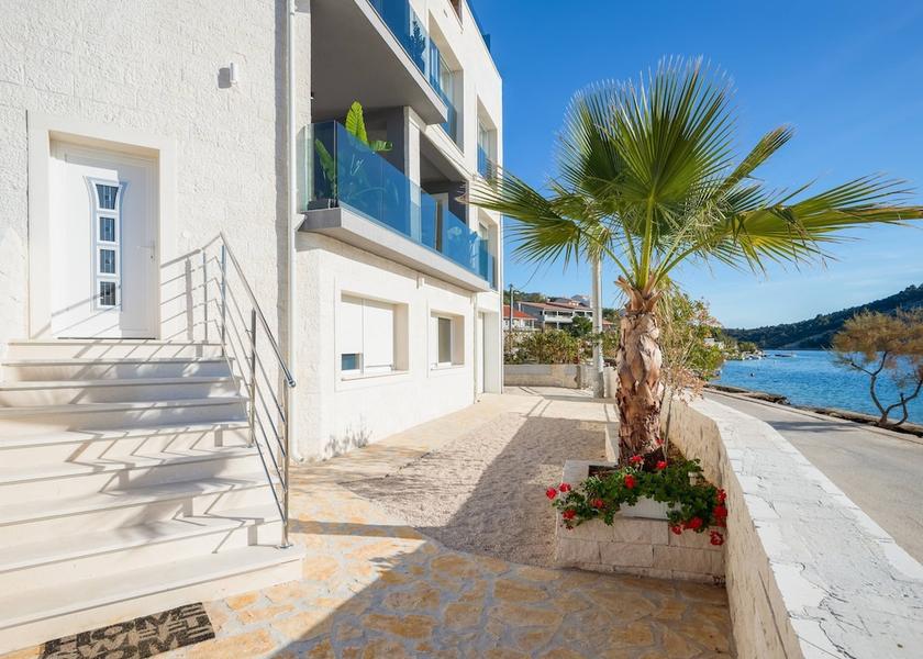 Split-Dalmatia Marina Front of property