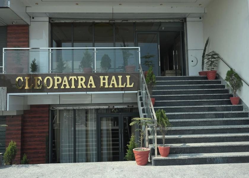 Uttar Pradesh Padrauna Exterior detail