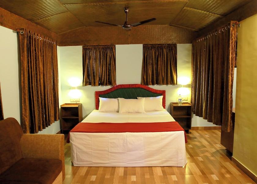 Kerala Periyar Room