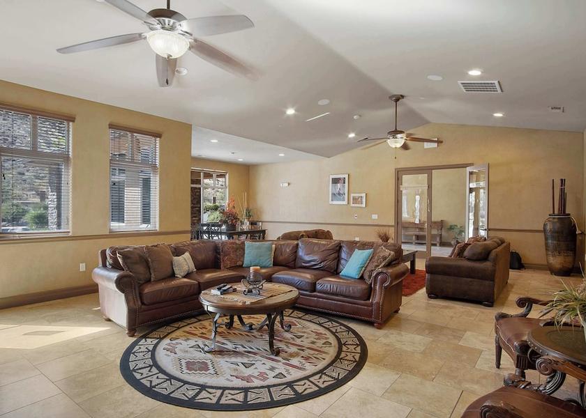 Utah Hurricane Living area
