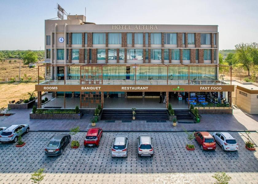 Gujarat Kalol Front of property