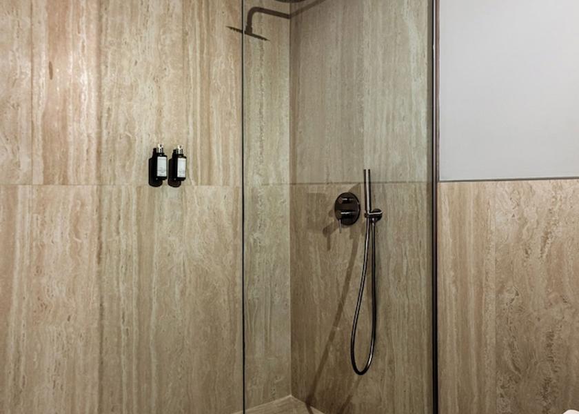 Attica Piraeus Bathroom