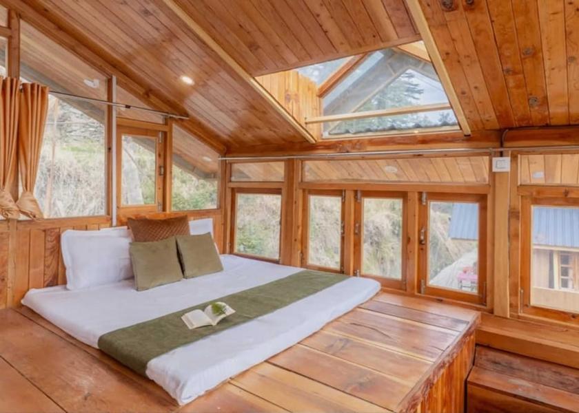 Himachal Pradesh Jibhi Room