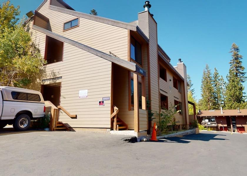 California Mammoth Lakes Exterior