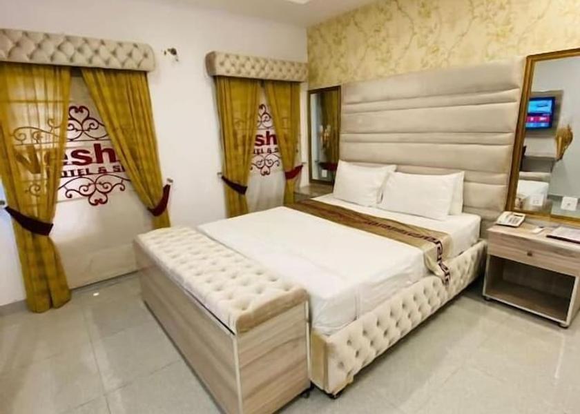 Punjab Lahore Room