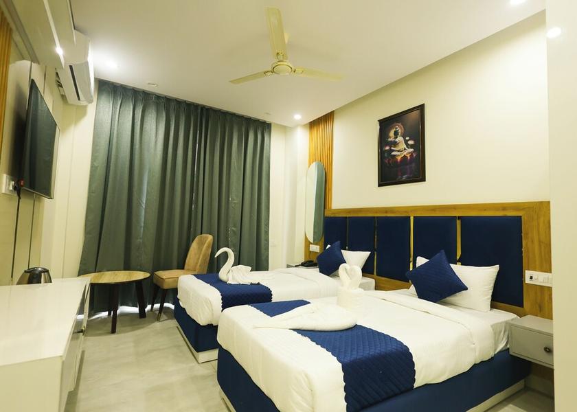 Uttarakhand Rishikesh Room
