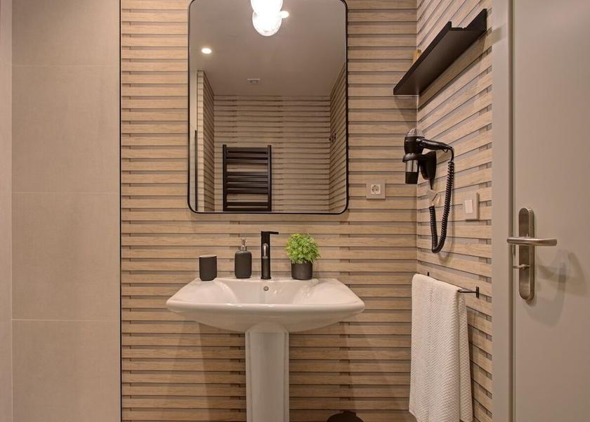 Castile and León Palazuelos de Eresma Bathroom