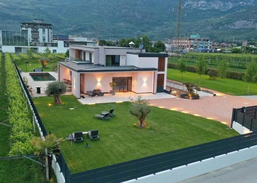 Trentino-Alto Adige Arco Exterior