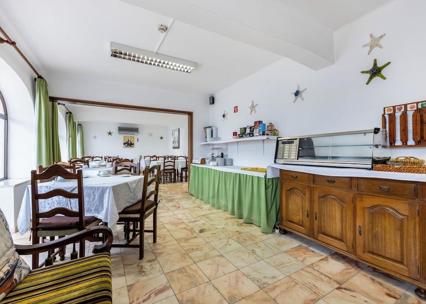 Faro Vila do Bispo Dining