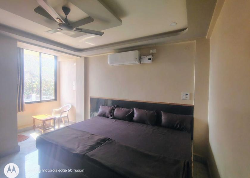 Maharashtra Devgad Room