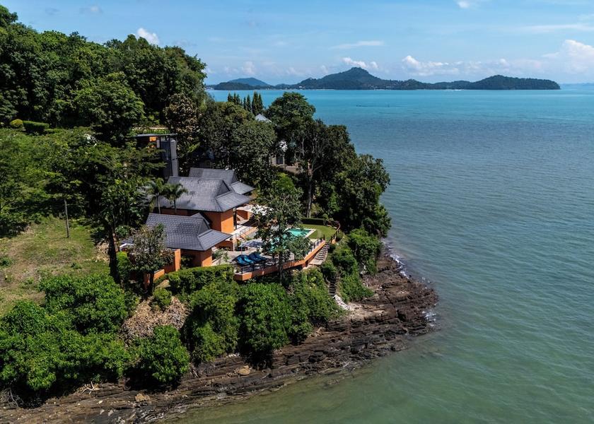 Phuket Province Wichit Front of property