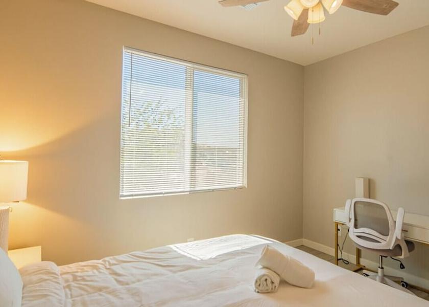Arizona Glendale Room