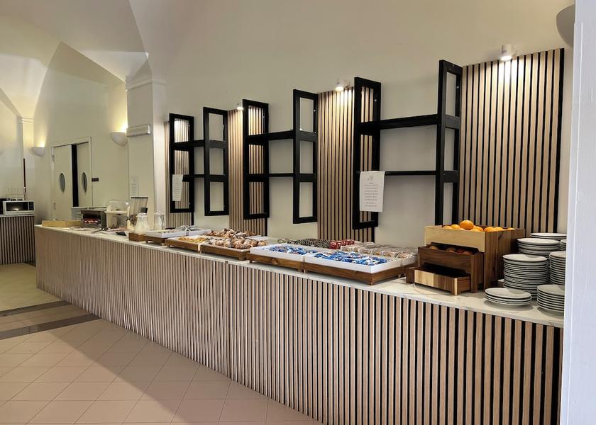 Abruzzo Opi Breakfast buffet