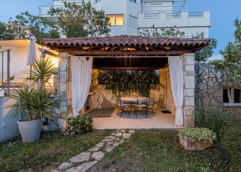 Split-Dalmatia Podstrana BBQ/picnic area