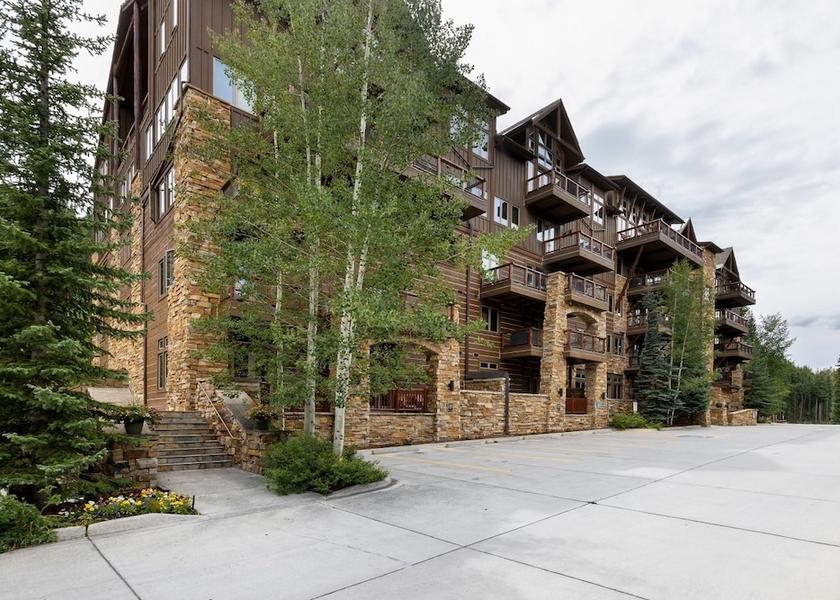 Colorado Keystone Exterior