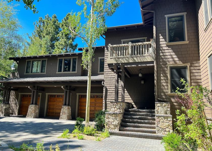California Mammoth Lakes Exterior