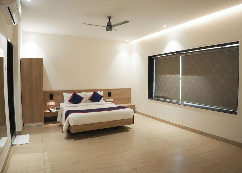Maharashtra Kudal Room