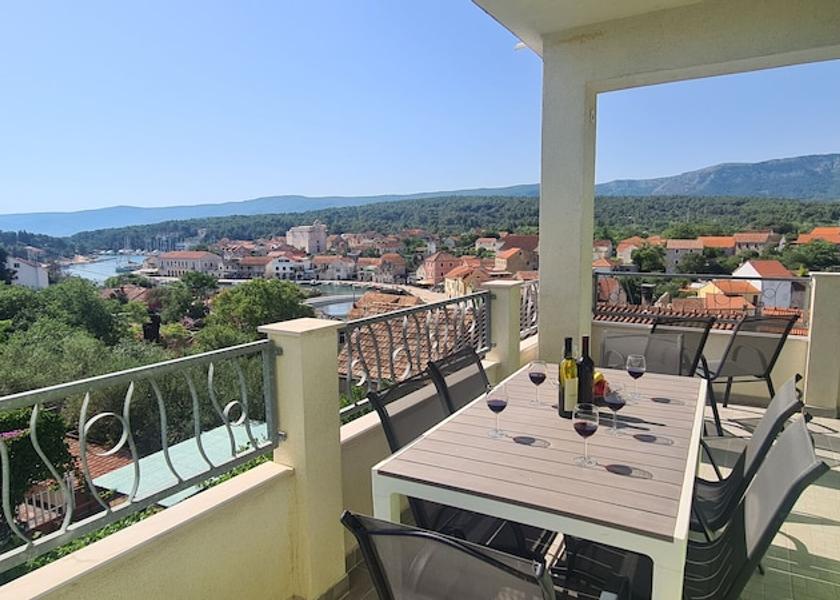 Split-Dalmatia Jelsa Water view
