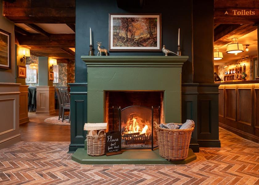 England Gerrards Cross Fireplace