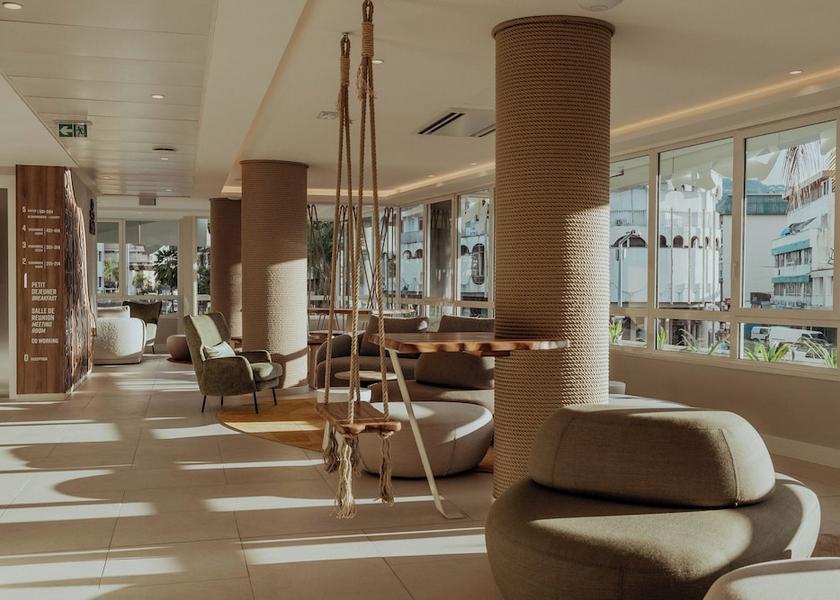 Windward Islands Papeete Reception