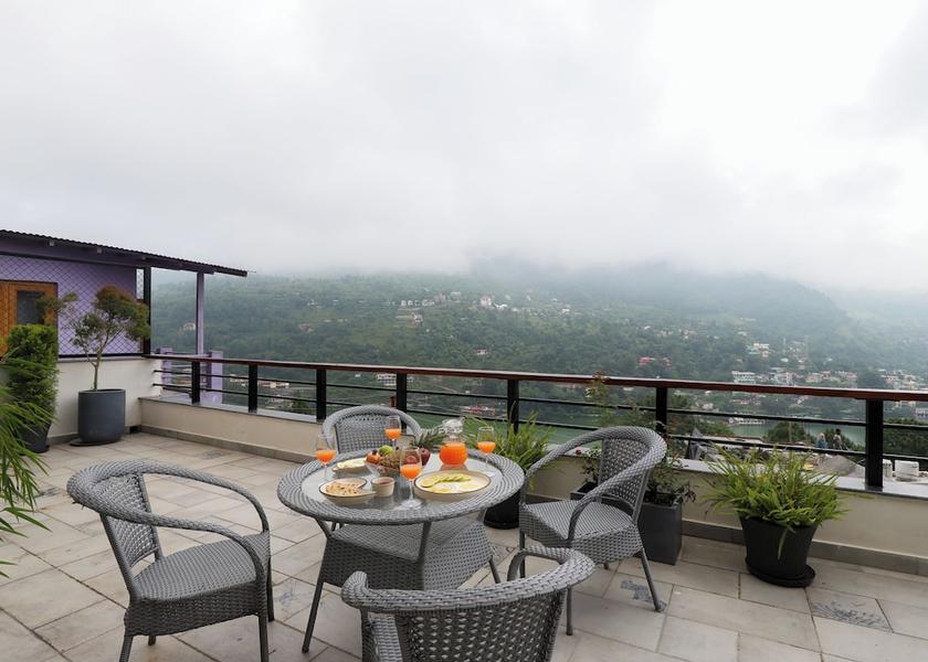 Uttarakhand Nainital Outdoor dining