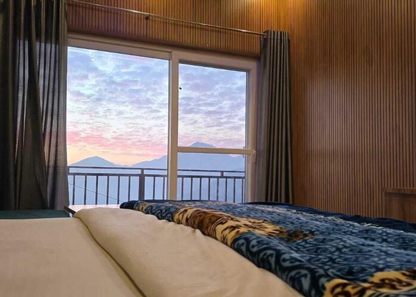 Uttarakhand Chamba Room